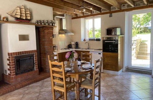 Saint-Maurice-en-Cotentin House | Wonderful villa for 6 guests with WIFI, TV, terrace and pets allowed