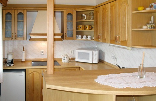 Zabrodi House | Wonderful private villa for 4 guests with WIFI, TV, terrace, panoramic view and parking