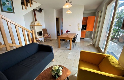 Castellina in Chianti House | Wonderful private villa for 4 guests with A/C, WIFI, TV, terrace, pets allowed and panoramic view
