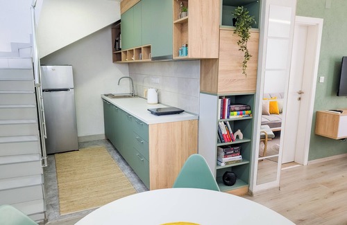 Sarajevo House | Wonderful 2-bedroom house with ACs, 10 min to Sarajevo center
