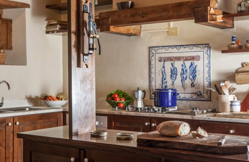 Montefioralle Villa | WONDERFUL 5BR VILLA W/PRIVATE POOL & STUNNING VIEWS, IN GREVE IN CHIANTI!