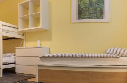 Kaiserslautern Apartment | Wonderful Apartment With Great Location 6 Guests