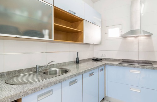 Old Town Apartment | Wonderful apartment with sea views, air conditioning, terrace, balcony and Wi-Fi; pets allowed