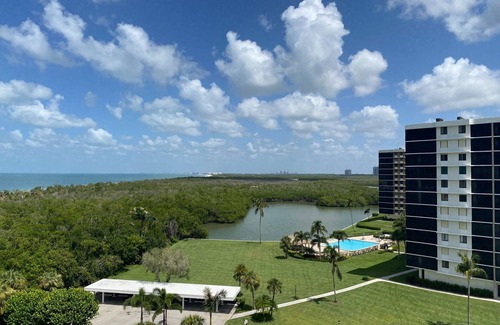 Vanderbilt Beach Condo | Wonderful bay and partial gulf views from great 7th floor condo!