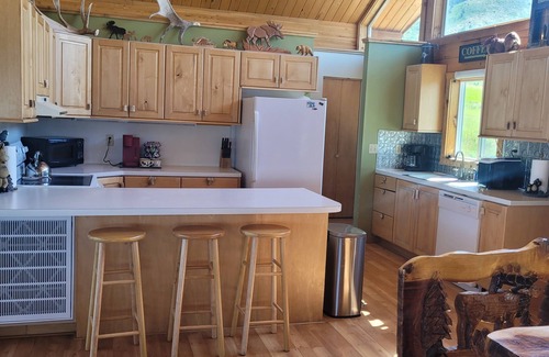 Inkom House | Wonderful cabin with 360 degree views of mountains Valley and ski hill