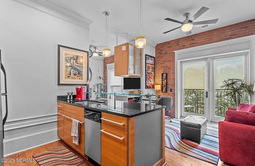 Downtown Wilmington Condo | Wonderful condo in historic downtown Wilmington; Pet Friendly; Walk Everywhere!