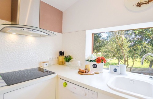 Vilafranca de Bonany House | Wonderful private villa with WIFI, A/C, hot tub, TV, patio, pets allowed and panoramic view