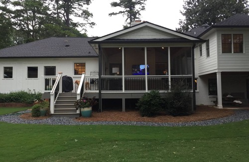 Athens House | Wonderful Home/sleeps up to 10/3 miles from downtown