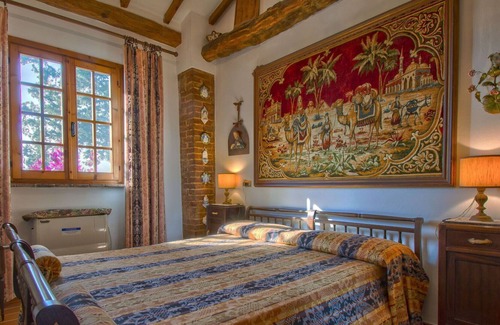 Palaia House | Wonderful private villa for 2 guests with TV, terrace and parking