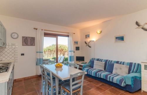 Capo Testa House | Wonderful villa for 4 guests with TV and terrace