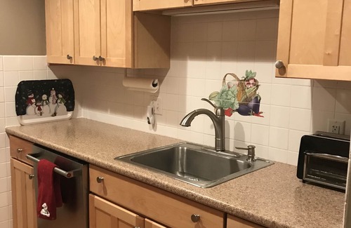 Stratton Mountain Condo | WONDERFUL LOCATION FOR UP TO 10 PEOPLE OR PERFECT FOR ONE FAMILY