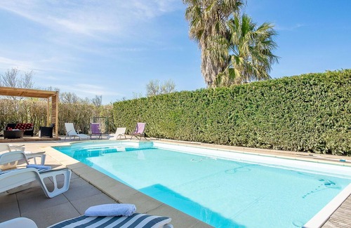 Canet-en-Roussillon Villa | Wonderful private villa for 8 guests with A/C, private pool, WIFI, TV, terrace and parking