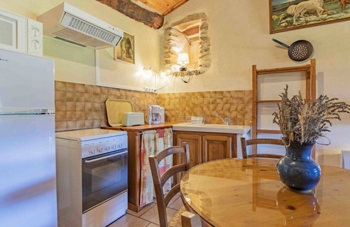 Roche-Saint-Secret Villa | Wonderful private villa for 4 guests with WIFI, TV, pets allowed and panoramic view