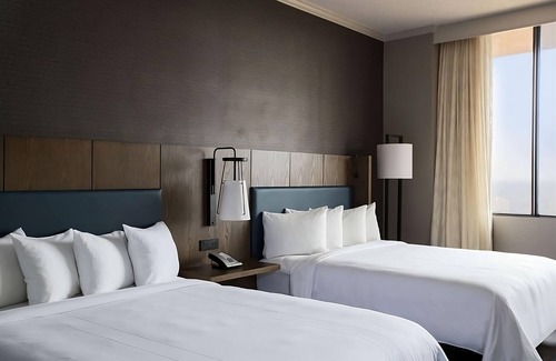 Nashville Hotel | Wonderful Place To Stay! 3 Posh Units, Short Drive to Adventure Science Center