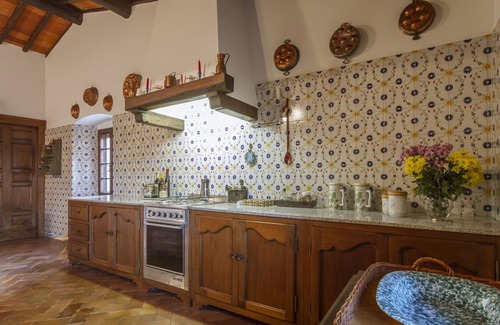 Gaiole in Chianti Villa | Wonderful private villa for 12 people with WIFI, A/C, private pool and TV