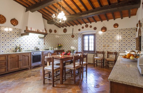 Gaiole in Chianti Villa | Wonderful private villa for 12 people with WIFI, A/C, private pool and TV
