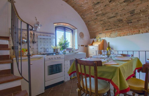 Castelnuovo d'Elsa House | Wonderful private villa for 6 people with private pool, WIFI, terrace and panoramic view
