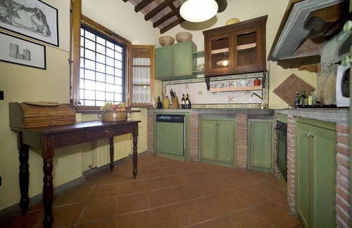 SantʼAndrea di Compito Villa | Wonderful private villa with WIFI, private pool, A/C, TV, terrace and panoramic view, close to L.