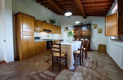 Lisciano Niccone Villa | Wonderful private villa with WIFI, A/C, private pool, TV, terrace, panoramic view, close to Cortona