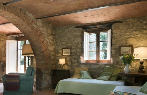 Pergine Valdarno House | Wonderful private villa for 9 people with private pool, WIFI, TV, terrace, pets allowed and park...