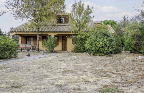 Salles-d'Aude House | Wonderful private villa for 10 people with WIFI, TV, terrace and pets allowed