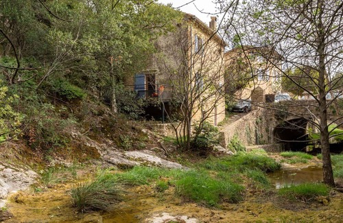 Saint-Montan House | Wonderful private villa for 4 guests with WIFI, TV, terrace, pets allowed and panoramic view