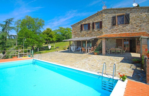 Campagnatico Villa | Wonderful private villa for 12 people with WIFI, A/C, private pool, TV, patio and panoramic view