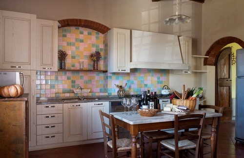 Bucine Villa | Wonderful private villa for 22 people with WIFI, private pool, A/C, TV, patio and panoramic view