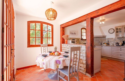 Espero-Pax House | Wonderful private villa for 8 people with A/C, WIFI, private pool, TV and terrace