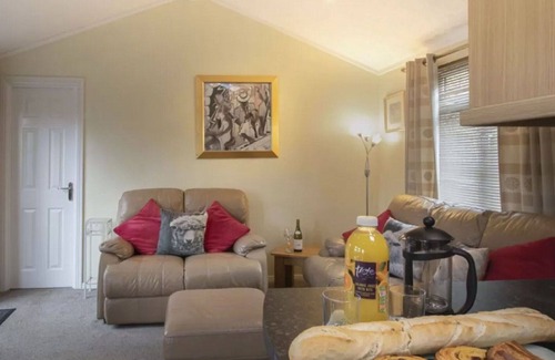 Troutbeck House | Wonderful private villa for 4 guests with WIFI, TV, patio, panoramic view and parking