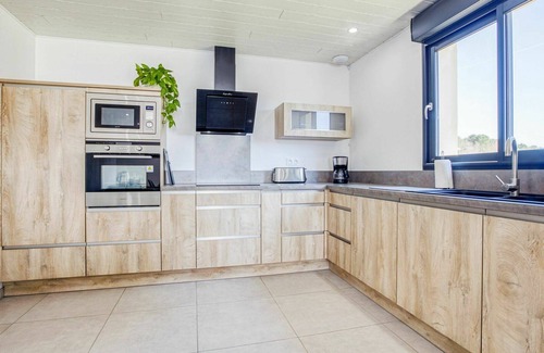 Aureilhan House | Wonderful private villa for 4 people with WIFI, TV, terrace and pets allowed