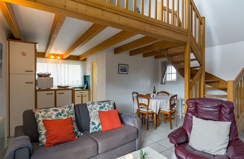 Plounevez-Lochrist House | Wonderful private villa for 3 guests with WIFI, TV, terrace and pets allowed