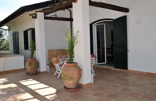 Sperlonga Villa | Wonderful private villa for 6 guests with WIFI, patio and pets allowed