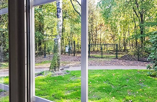 Bosgebied Hoenderloo House | Wonderful private villa for 14 people with WIFI, pool, TV and terrace