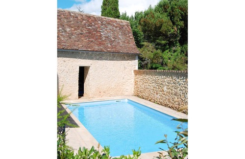 Saint-Jean-dEstissac Villa | Wonderful private villa for 6 guests with private pool, WIFI, TV and pets allowed