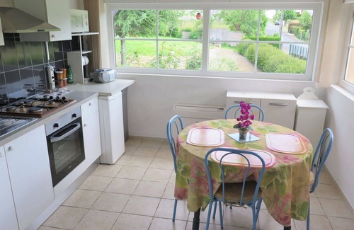 Lascaux Villa | Wonderful private villa for 4 people with TV, terrace, pets allowed and panoramic view