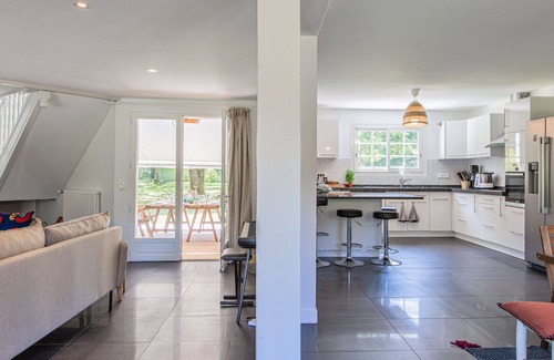 Magescq Villa | Wonderful private villa for 8 people with private pool, WIFI, A/C, TV and terrace