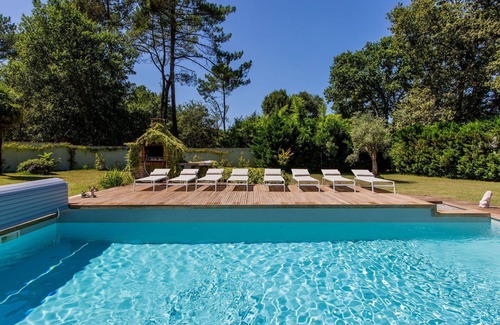 Magescq Villa | Wonderful private villa for 8 people with private pool, WIFI, A/C, TV and terrace