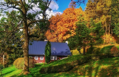 Zdonov Villa | Wonderful private villa for 5 people with TV, pets allowed, panoramic view and parking