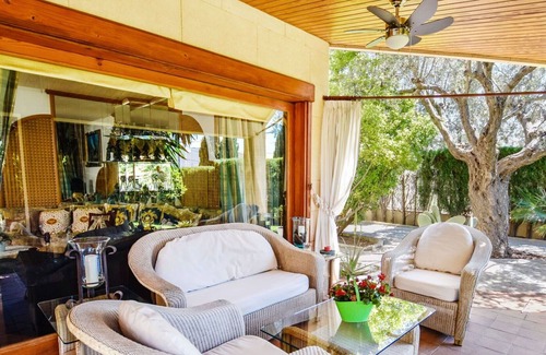 Lloseta Villa | Wonderful private villa for 10 people with A/C, private pool, WIFI, TV and patio