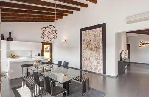 Llubi House | Wonderful private villa with A/C, WIFI, private pool, TV, patio, panoramic view and parking