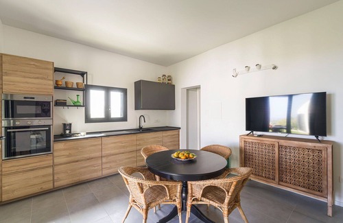 Noto Villa | Wonderful private villa for 6 guests with private pool, WIFI, A/C, terrace and panoramic view
