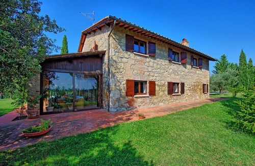 Cetona Villa | Wonderful private villa for 7 guests with private pool, A/C, TV and panoramic view