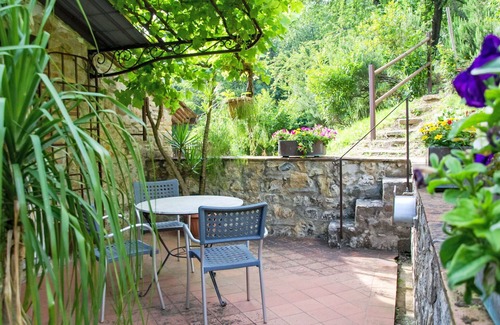 Vicopelago House | Wonderful private villa for 4 guests with private pool, WIFI, TV, terrace and pets allowed