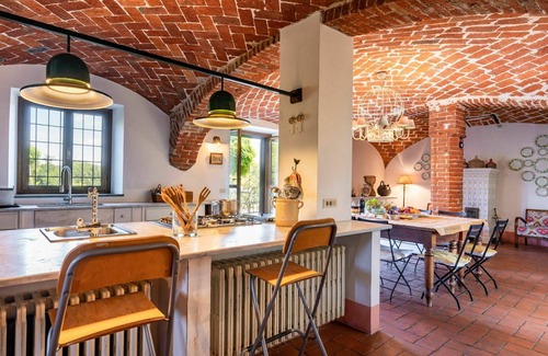 Soglio Villa | Wonderful private villa for 14 guests with WIFI, A/C, private pool, TV, patio and panoramic view