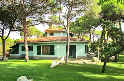 Platamona House | Wonderful private villa for 10 people with A/C, TV, terrace and pets allowed