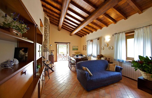 Borgo alla Collina Villa | Wonderful private villa for 10 people with WIFI, private pool, TV, terrace, pets allowed and par.
