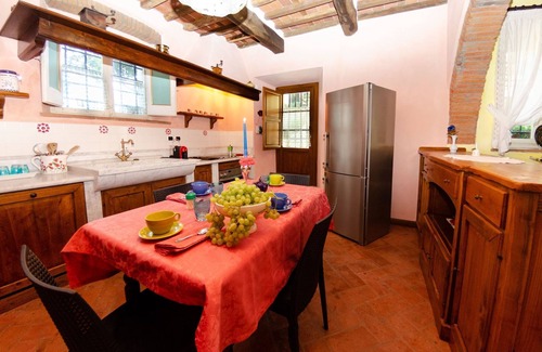 Uzzano Villa | Wonderful private villa for 10 guests with private pool, A/C, WIFI, TV, pets allowed and parking