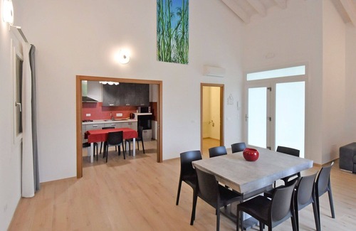 Malcontenta Villa | Wonderful private villa for 6 guests with WIFI, pool, A/C, TV and balcony