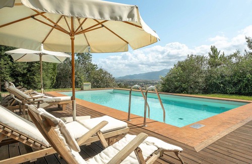 Lucca Villa | Wonderful private villa with WIFI, private pool, A/C, TV, veranda and panoramic view, close to L.